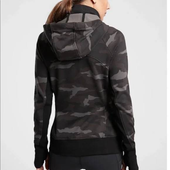 NWOT ATHLETA TRIUMPH PRINTED HOODIE. - Picture 2 of 7